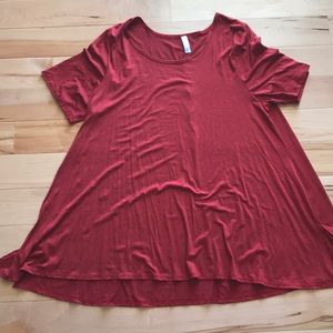 LuLaRoe Perfect Tee - 3xl - gently worn - red